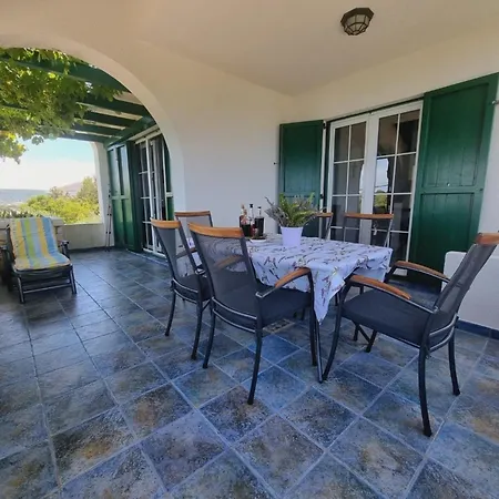 Mirta - Two Bedroom With Sea View Veli Rat